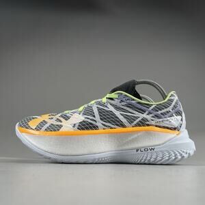 Mens 8 Womens 9.5 Under Armour Flow Velociti Elite 2 Running Sneaker 3027205-103